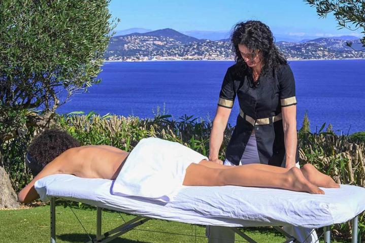 Le Massage des 5 continents, une invitation à l'évasion et à la régénération. 